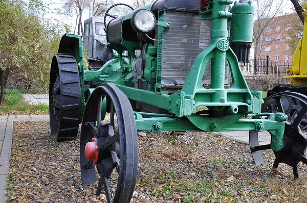 Pièces de tracteur UNIVERSAL — Photo