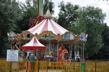 Çocuk carousel parçaları