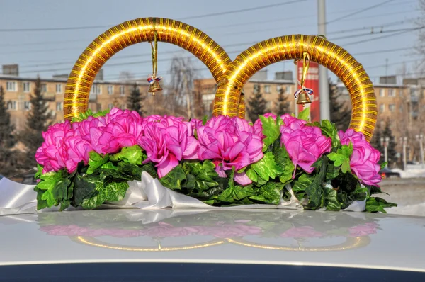 Decoração de carro de casamento — Fotografia de Stock