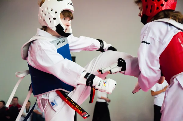 Taekwondo-konkurranse mellom jenter – stockfoto