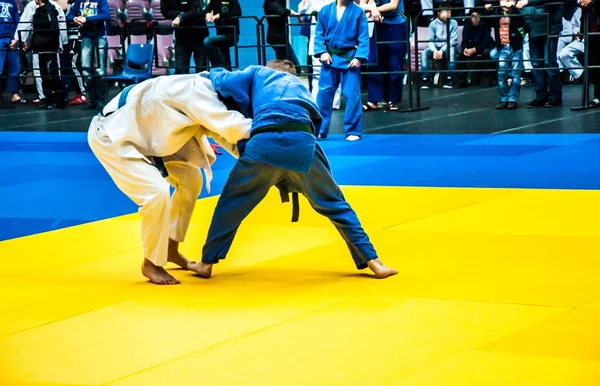 Judo gençler arasında yarışmaları — Stok fotoğraf