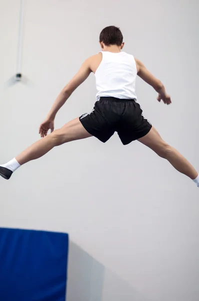 Competizioni sui salti sul trampolino — Foto Stock
