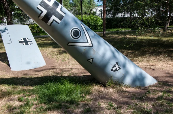 Wreckage of military aircraft — Stock Photo, Image