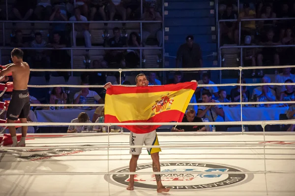 MMA walki bez reguł. agoni romero, Hiszpania i rinat kultumanov, Rosja. — Zdjęcie stockowe