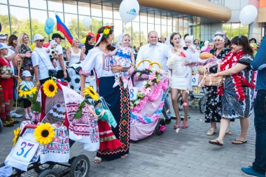 bir geçit töreni Puset