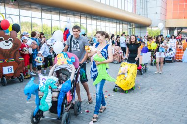 bir geçit töreni Puset