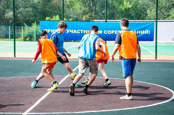 Okul takımları arasında Mini Futbol Turnuvası — Stok fotoğraf