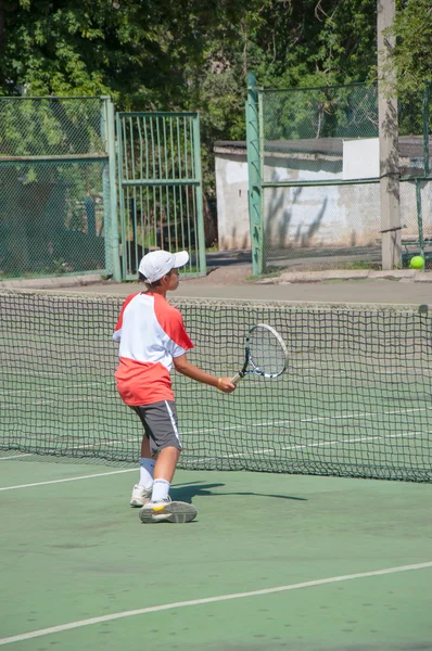 Championship tennis among Juniors — Stock Photo, Image