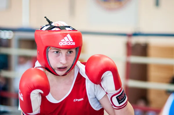 Konkurrens boxning mellan flickor — Stockfoto