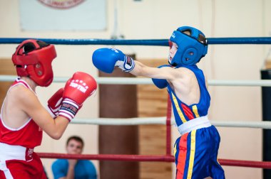 gençler arasında boks yarışmaları