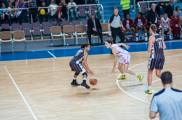 Basketball girls — Stock Photo, Image