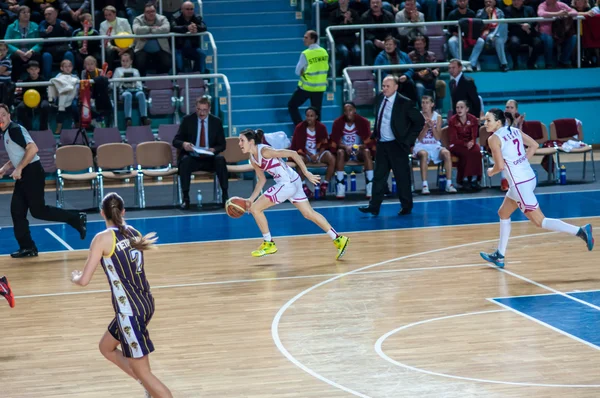 Basketball girls — Stock Photo, Image