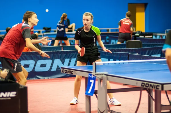 Table tennis competitions between pairs — Stock Photo, Image