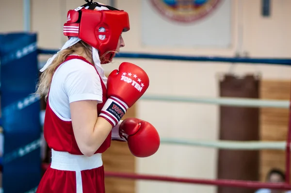 Competition Boxing between girls. — Stock Photo, Image