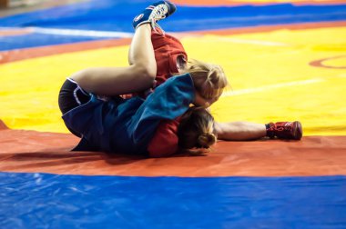 Sambo veya savunma silah olmadan. yarışmalar kızlar.