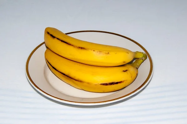 Bananas quench hunger, provide organism energy and nutrients — Stock Photo, Image