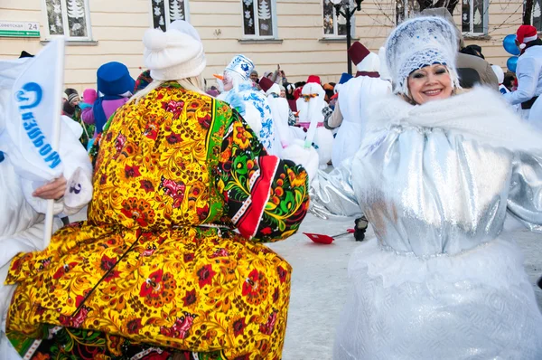 Competição de Ano Novo de bonecos de neve . — Fotografia de Stock