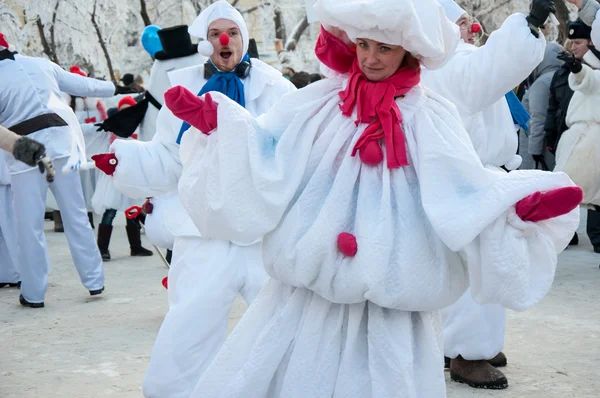 Competição de Ano Novo de bonecos de neve . — Fotografia de Stock