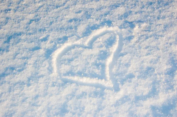 情人节快乐。在雪地上题字 — 图库照片