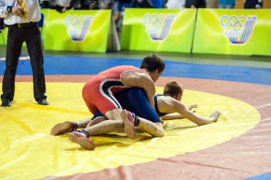 çocuklar arasında rekabet güreş sporспортивні боротьба конкуренції між хлопчиків