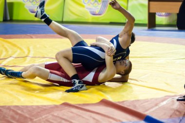 çocuklar arasında rekabet güreş sporспортивні боротьба конкуренції між хлопчиків