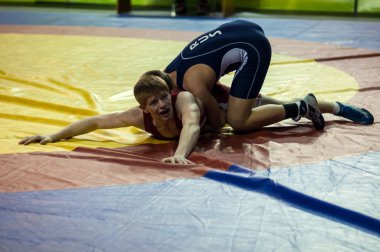 çocuklar arasında rekabet güreş sporспортивні боротьба конкуренції між хлопчиків