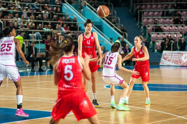 Basketball game Russia Spain — Stock Photo, Image