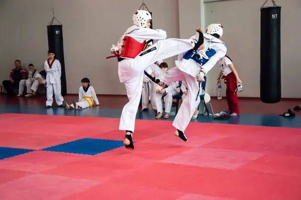 Samoobrona senza braccia - Taekwondo è un'arte marziale coreana . — Foto Stock