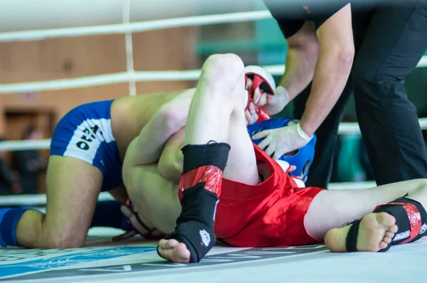 Wolga-Bezirksmeisterschaft im Mixed Martial Arts. — Stockfoto