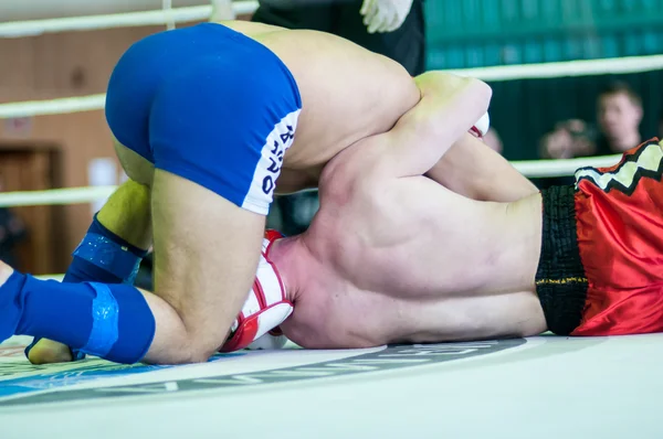 Wolga-Bezirksmeisterschaft im Mixed Martial Arts. — Stockfoto