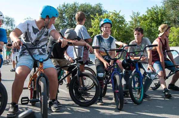 Gli appassionati di bike trial , — Foto Stock