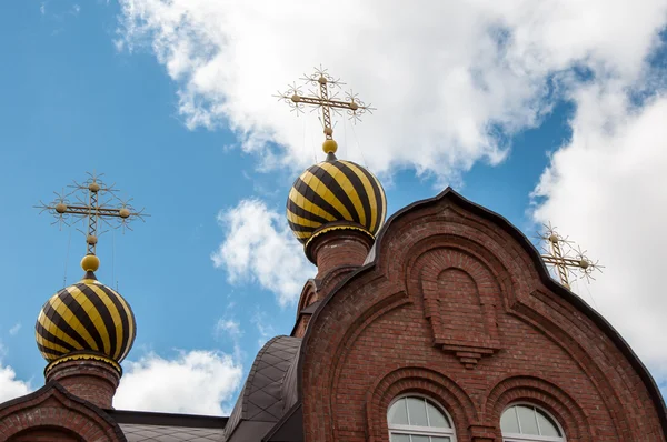 Le dôme de l'église orthodoxe — Photo