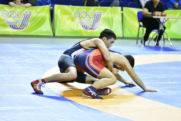 Orenburg Rusko Března 2017 Kluk Utká Sportovním Wrestlingu Federálním Okresním — Stock fotografie