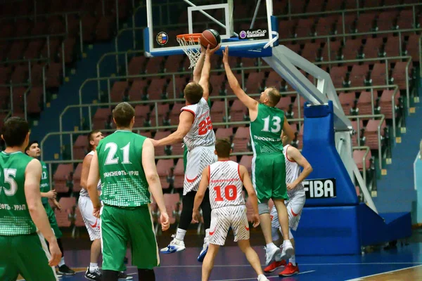 Orenburg Russia Giugno 2019 Anno Gli Uomini Giocano Basket Nelle — Foto Stock