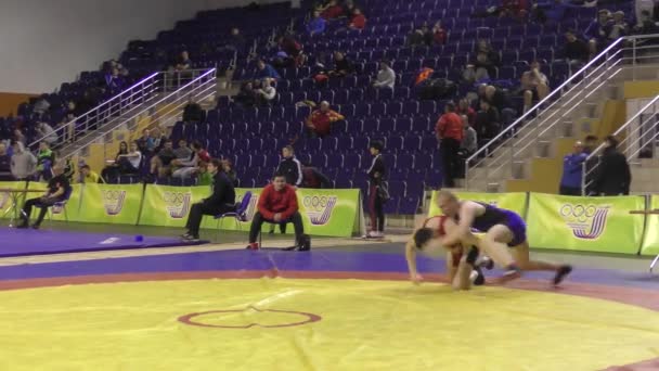 Orenburg Rússia Março 2017 Meninos Competem Wrestling Esportivo Volga Federal — Vídeo de Stock