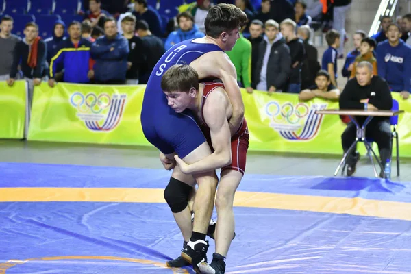 Orenburg Russia Ottobre 2017 Ragazzi Competono Nel Wrestling Sportivo Torneo — Foto Stock