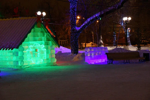 Ice Hut Children Fairy Tale New Year Eve City Park — Stock Photo, Image