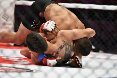Orenburg Rusya - 15 Haziran 2018: Erkekler Uluslararası Dövüş Sanatları Turnuvası (MMA) (M-1 Challenge 94) 