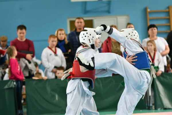 Orenburg Rússia Outubro 2019 Menino Compete Taekwondo Artes Marciais Coreanas — Fotografia de Stock