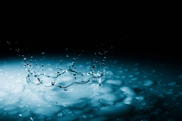 Hermosa Corona Salpicadura Una Gota Agua Que Cae Sobre Una — Foto de Stock