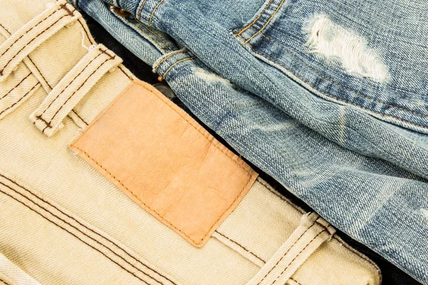 Bruna jeans etikett — Stockfoto