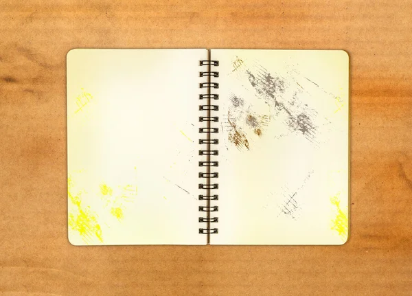 Dirty blank open note book on old background — Stock Photo, Image