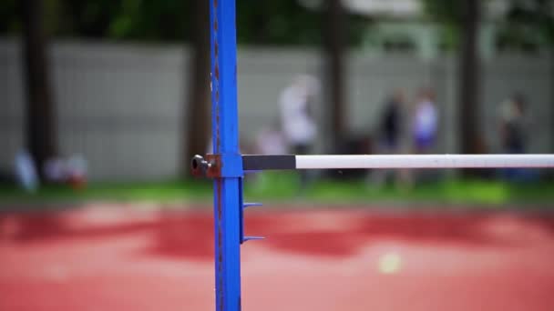 Kiev Ucraina Luglio 2021 Atleta Salto Alto Uomo Anziano Una — Video Stock
