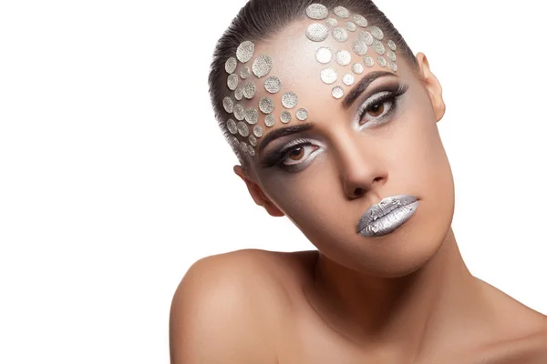 Vrouw artistieke Strass make-up geïsoleerd op wit — Stockfoto