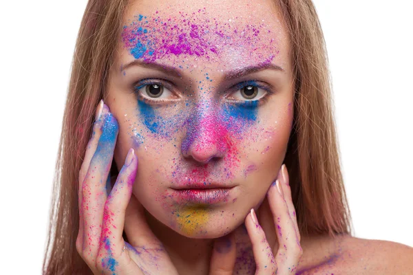 Chica con colores en polvo moda maquillaje sobre fondo blanco — Foto de Stock