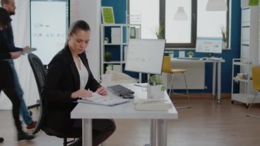 Şirket çalışanı pazarlama için iş planlama stratejisi