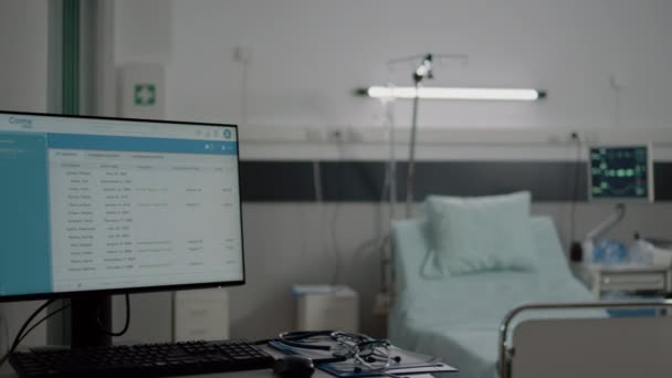 Nikdo na nemocničním oddělení s lůžkem pro pacienty — Stock video