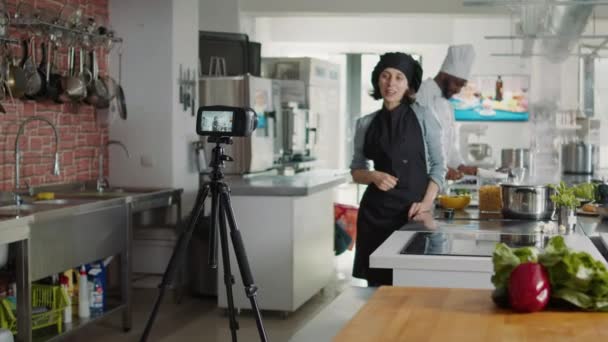 여성 요리 녹음 프로그램 녹화 카메라 — 비디오