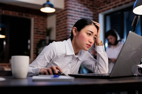 Stressed executive manager with burnout syndrome reviewing accounting documentation. — Stock Photo, Image