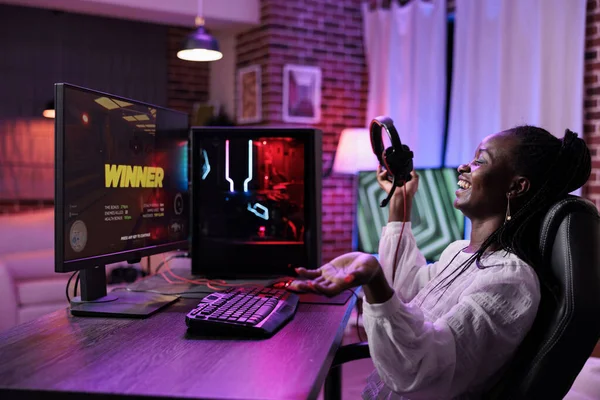 Female Esport Gamer Streaming Online Video Games Play Playing Action — Foto Stock